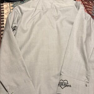 Women’s small Legends Ranch conceal zipper shirt.